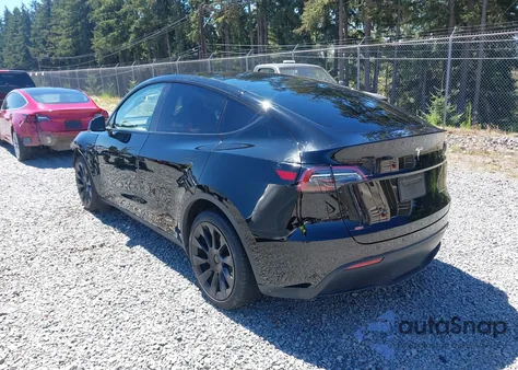2023 Tesla Model Y Awd/Long Range Dual Motor All-Wheel Drive из США, поврежденный, VIN 7SAYGDEE5PF695827